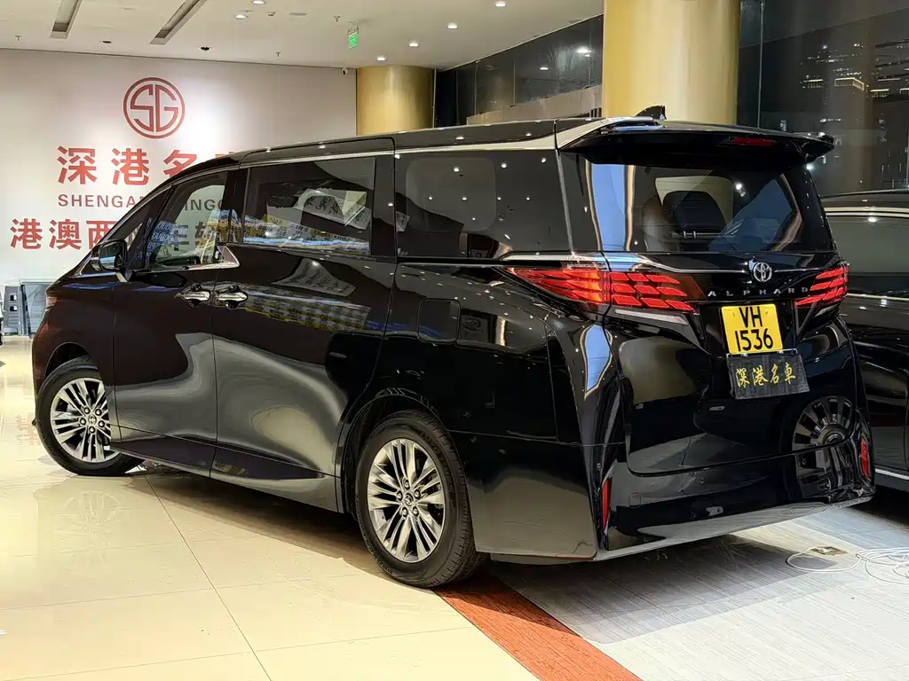 Toyota Alphard 2026 — фото 7