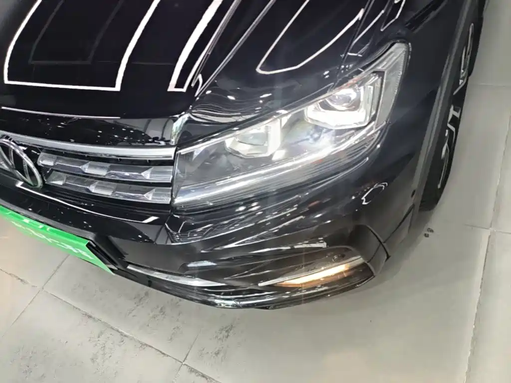 Volkswagen Tiguan L 2020 — фото 24