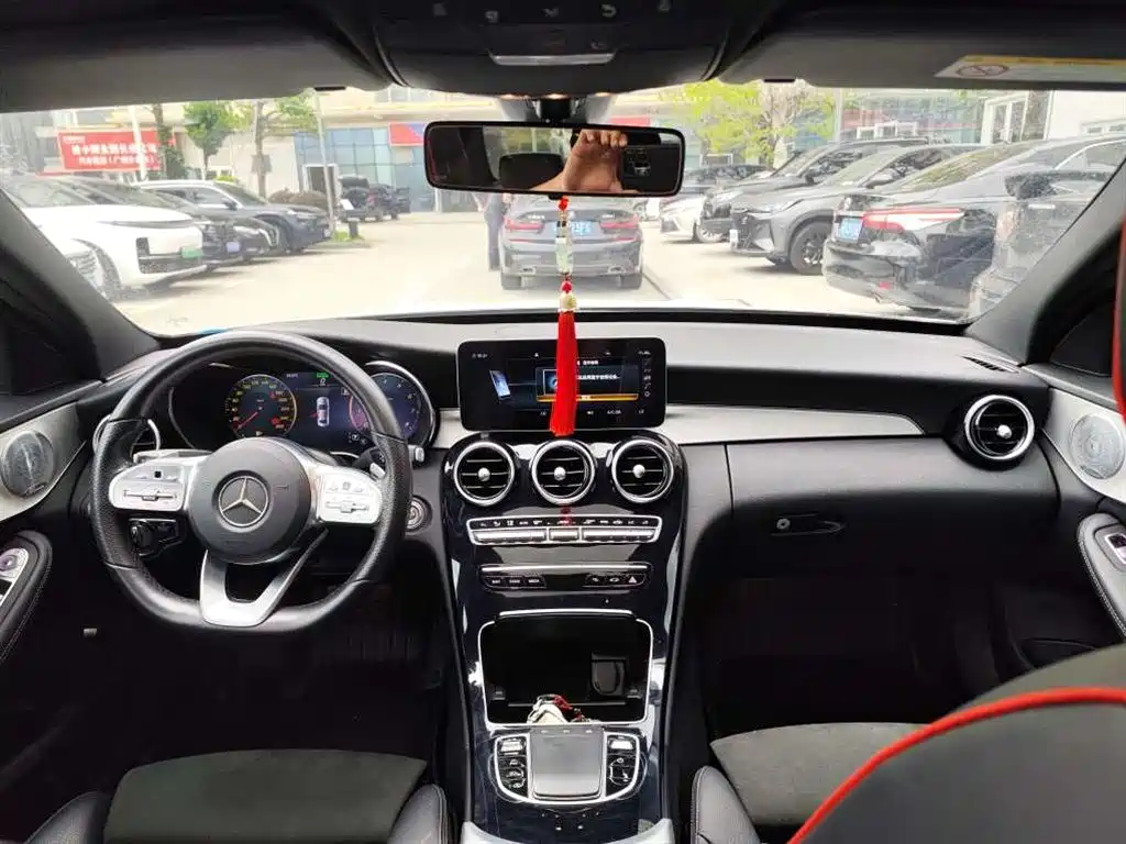 Mercedes-Benz C-Class 2021