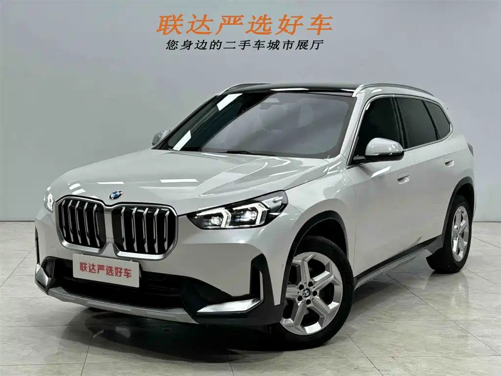 BMW X1 2023 — фото 1
