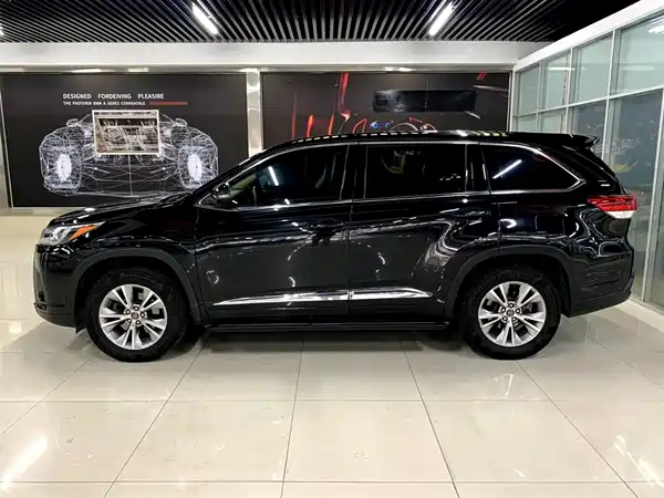 Toyota Highlander 2018