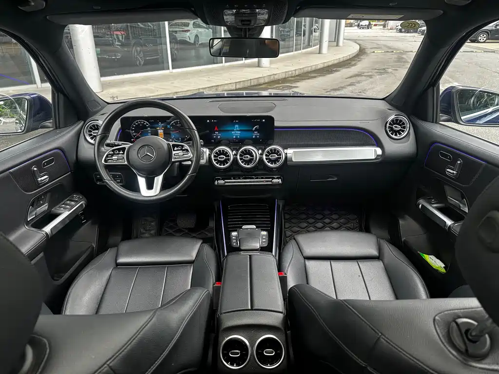 Mercedes-Benz GLB 2021
