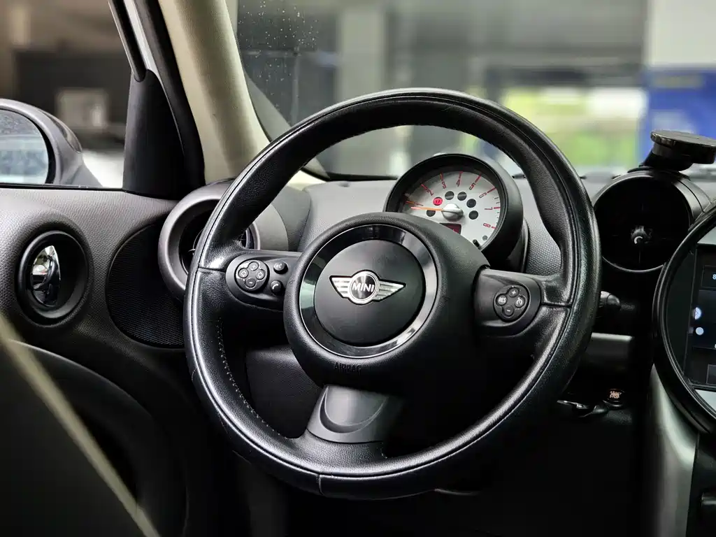 MINI Countryman 2013 — фото 8