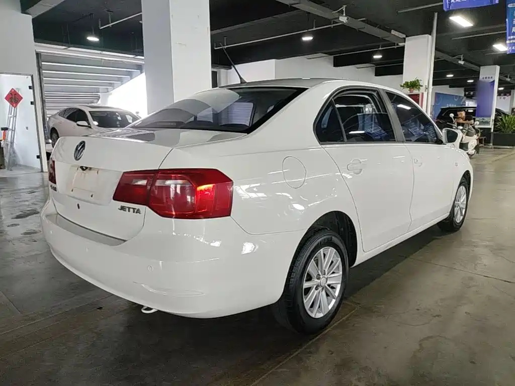 Volkswagen Jetta 2014