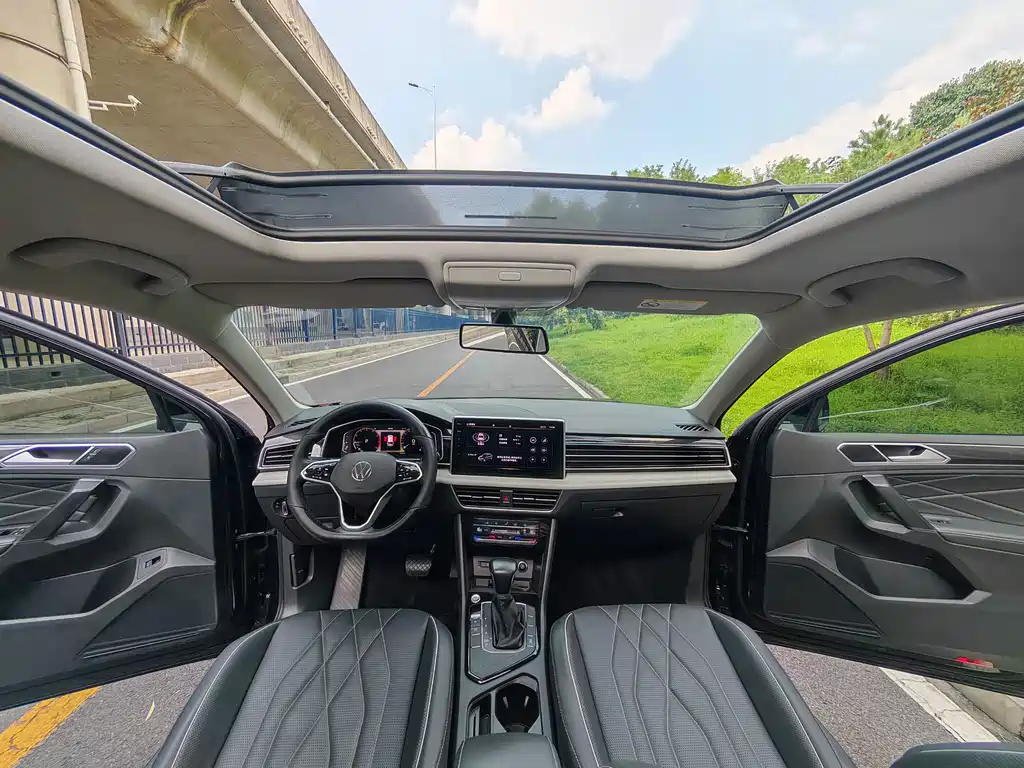 Volkswagen Tiguan L 2021