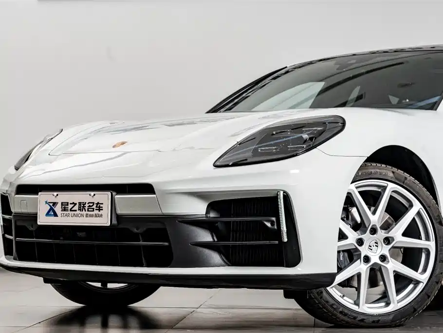 Porsche Panamera 2025 — фото 2