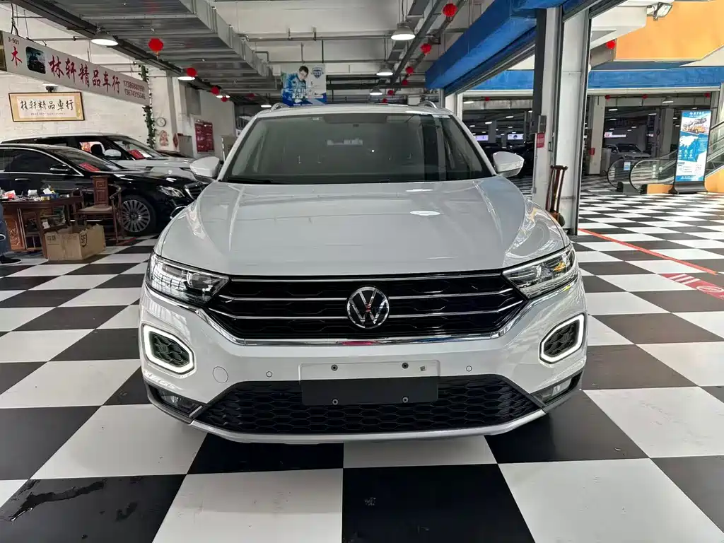 Volkswagen T-Roc 2023