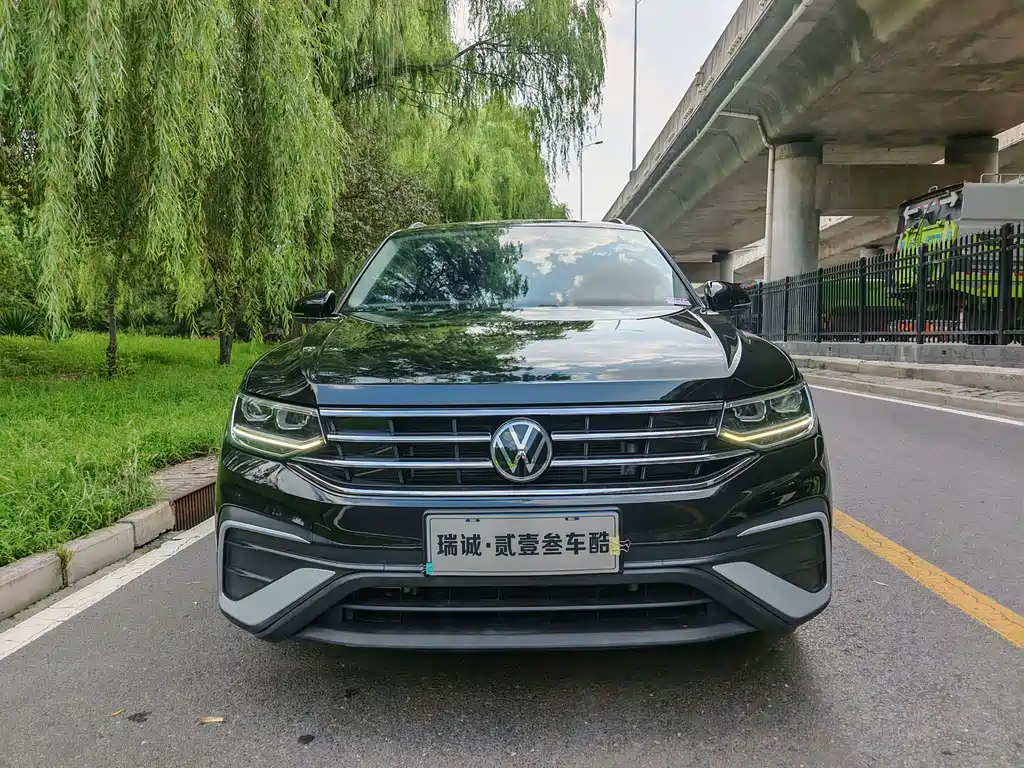 Volkswagen Tiguan L 2021