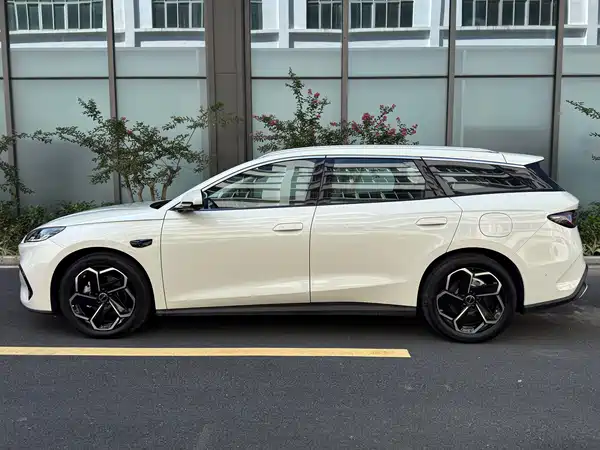 BYD Seal 06 DM-i Travel Edition 2025