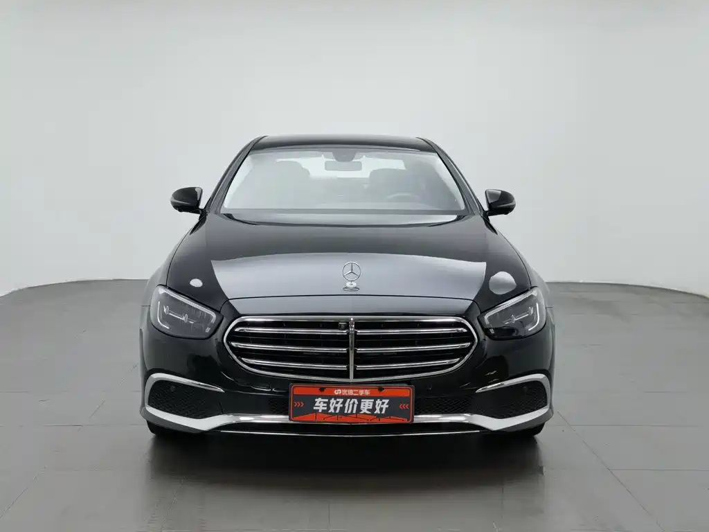 Mercedes-Benz E-Class 2022 — фото 3