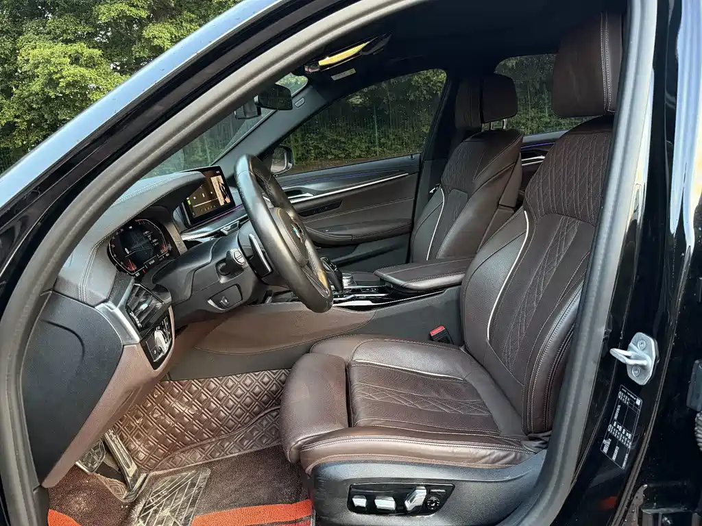 BMW 5 Series 2020