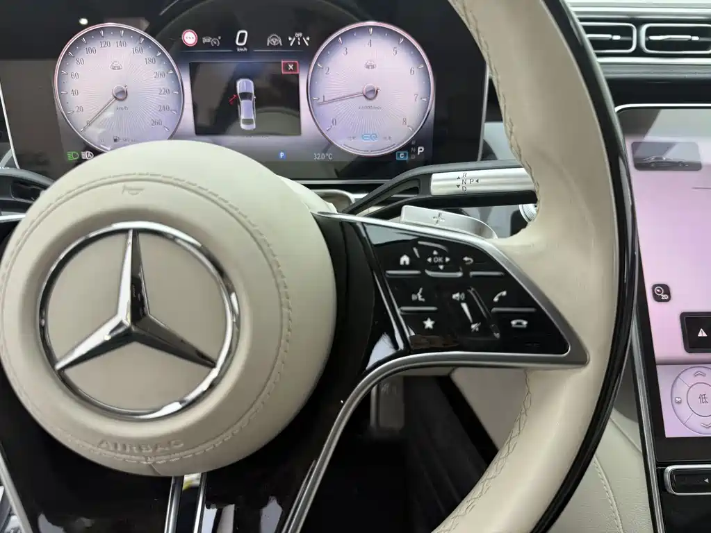 Mercedes-Benz Maybach S-Class 2022 — фото 10