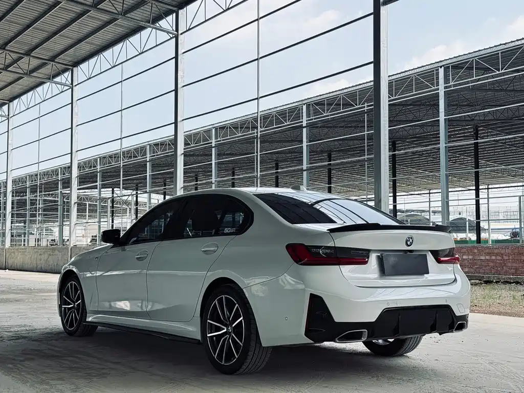 BMW 3 Series 2023