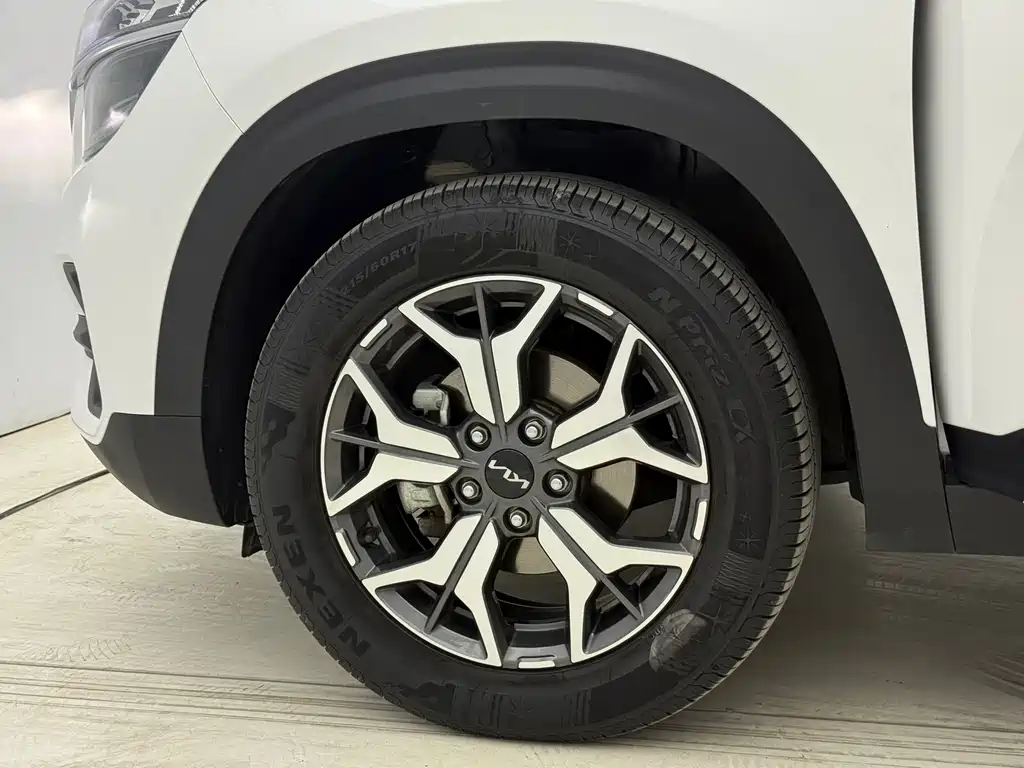 Kia KX3 2021 — фото 20
