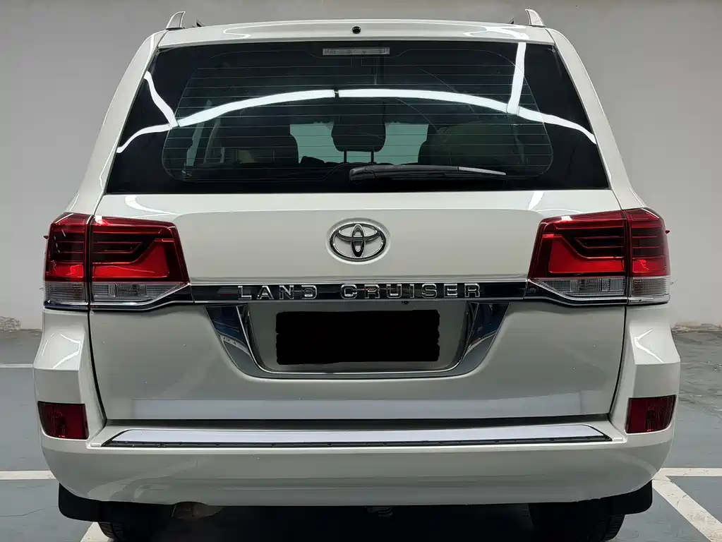 Toyota Land Cruiser 2016 — фото 7