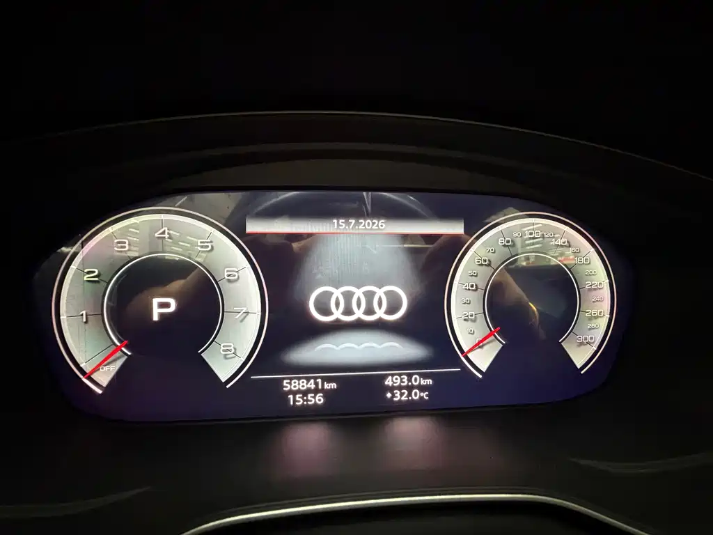 Audi A4L 2023 — фото 13