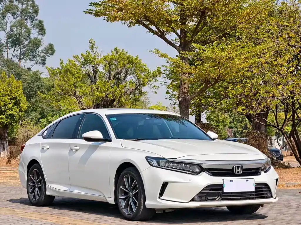 Honda Inspire 2022 — фото 2