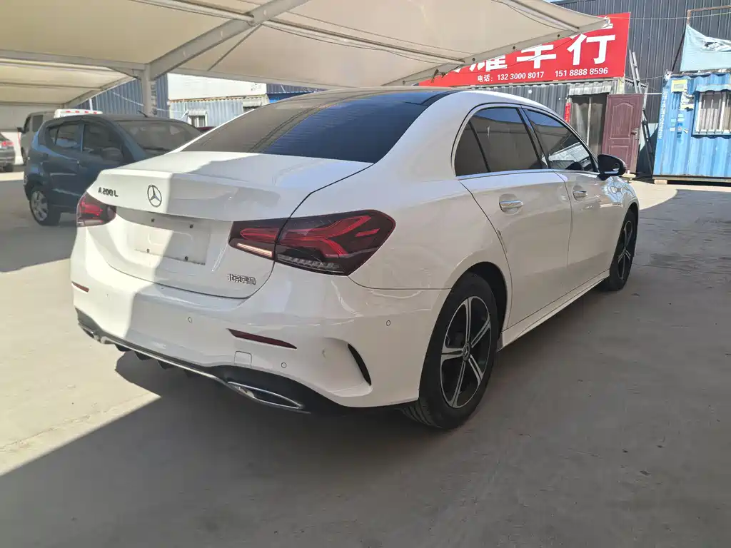 Mercedes-Benz A-Class 2022 — фото 9