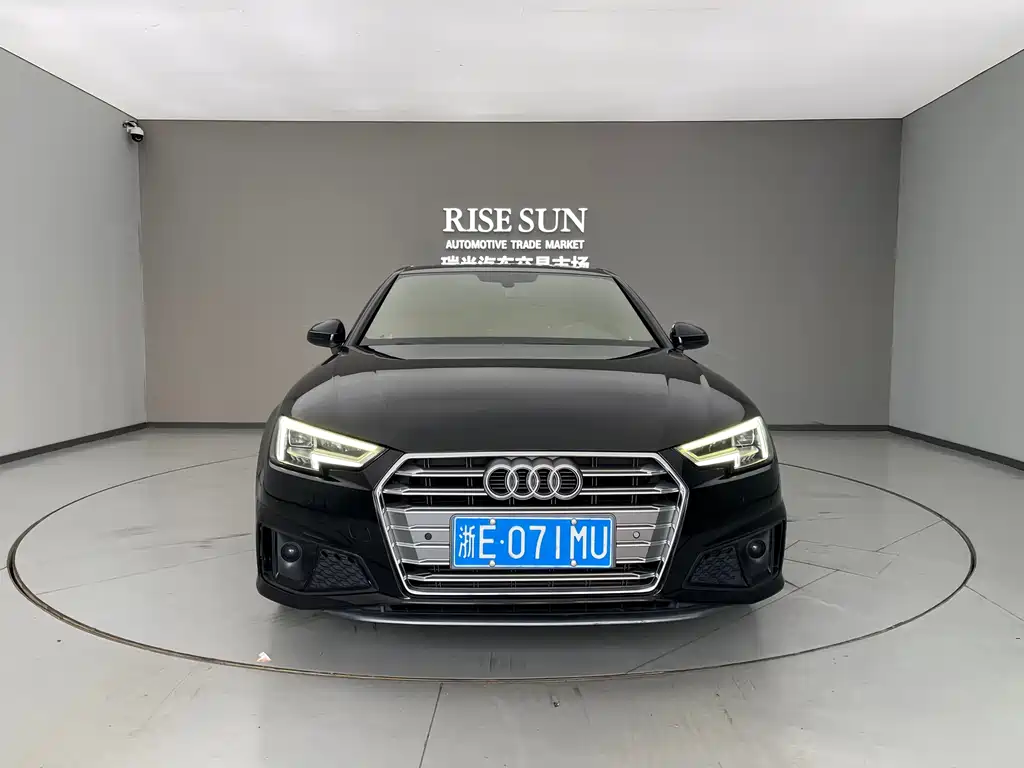 Audi A4L 2019
