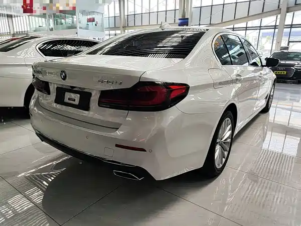 BMW 5 Series 2022