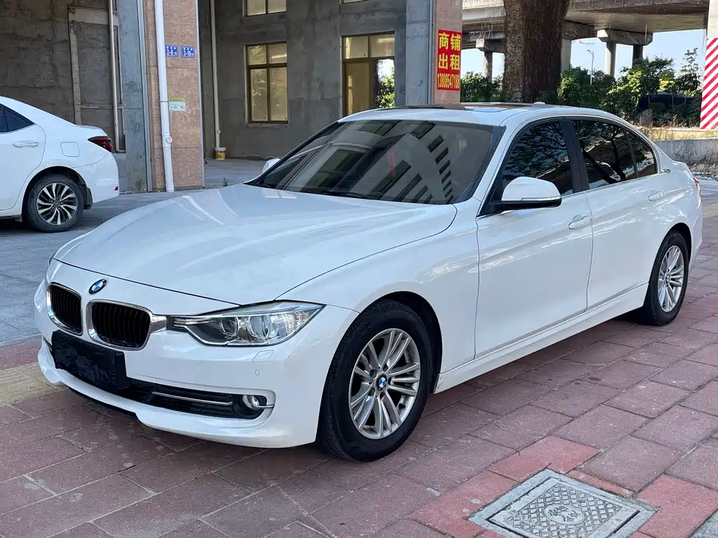 BMW 3 Series 2014 — фото 1