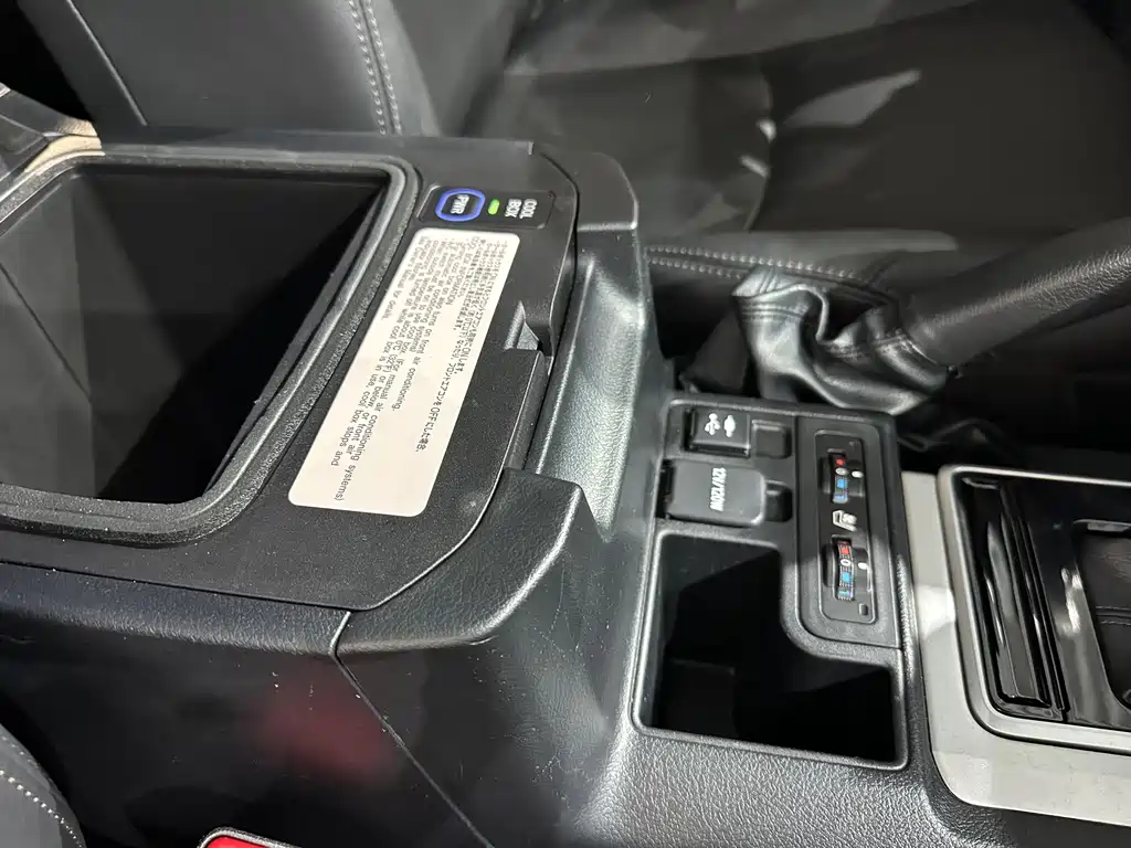 Toyota Prado 2019 — фото 13