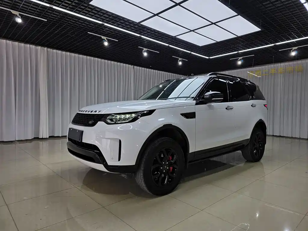 Land Rover Discovery 2018 — фото 1
