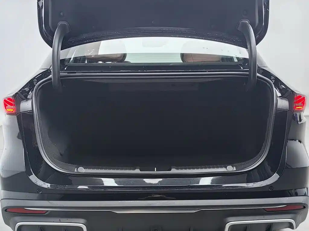 Geely Galaxy L6 2025 — фото 16