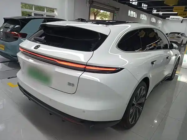 NIO ET5T 2025