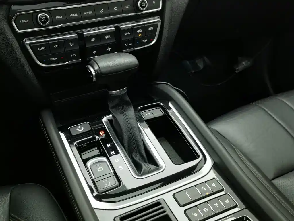 GAC Trumpchi GS7 2019 — фото 13