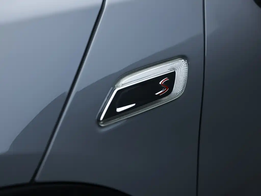 MINI Clubman 2017 — фото 28