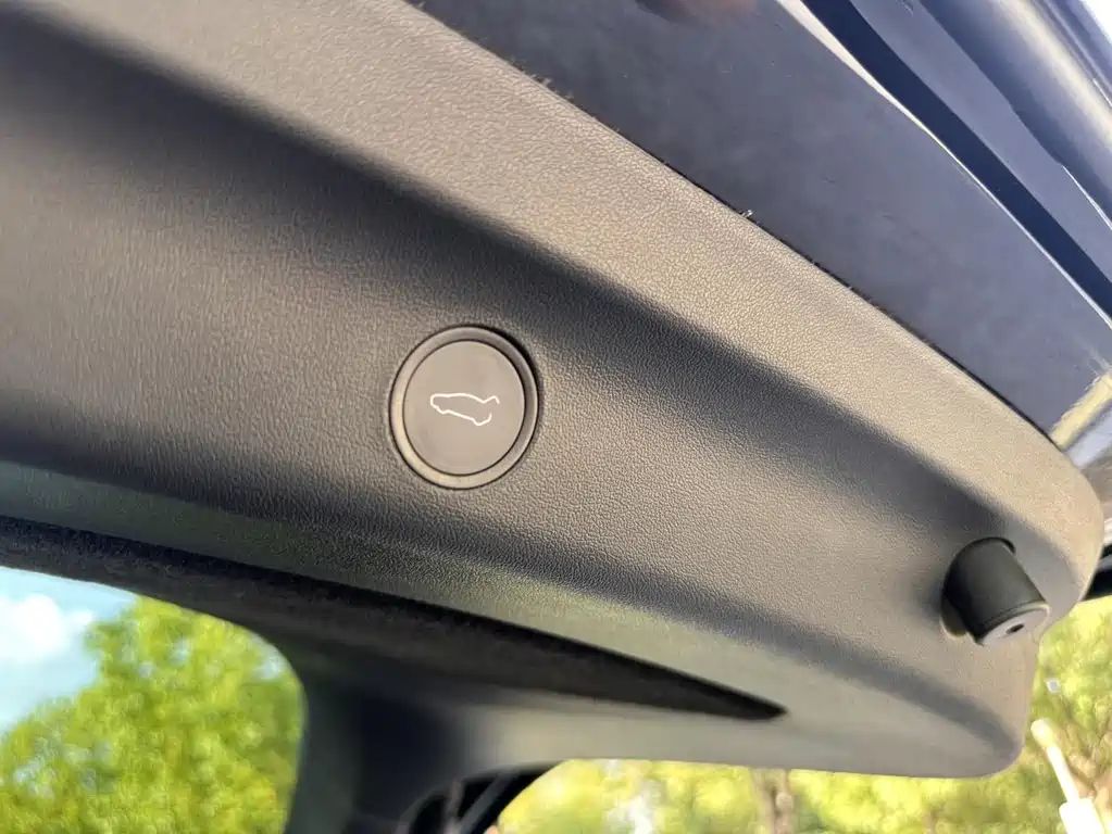 Tesla Model Y 2021 — фото 19