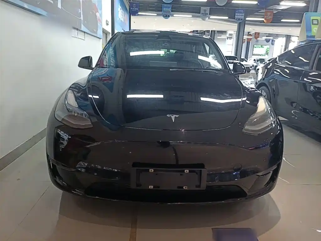 Tesla Model Y 2022 — фото 3