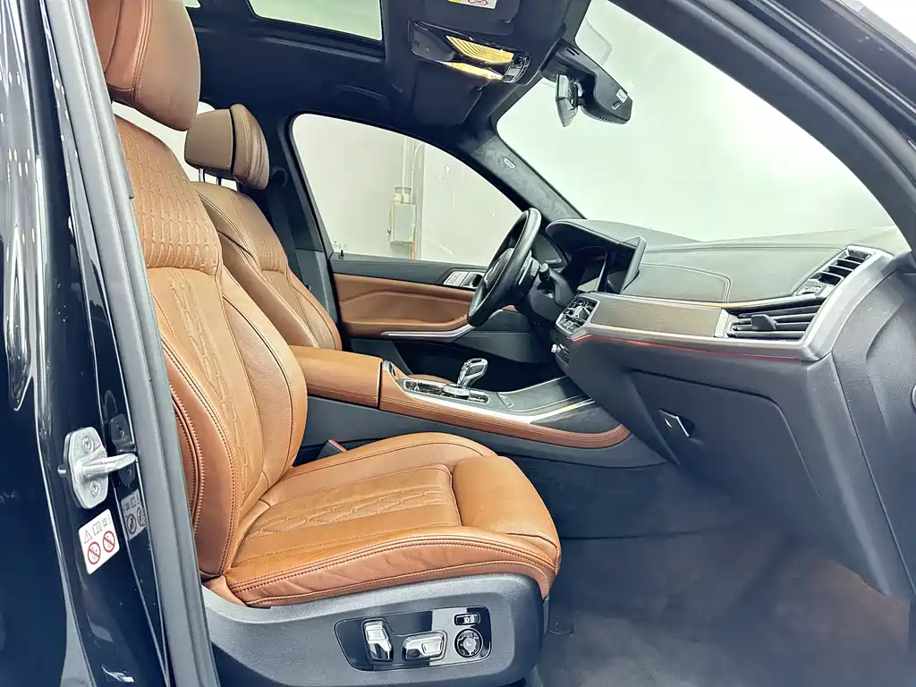 BMW X7 2021 — фото 13