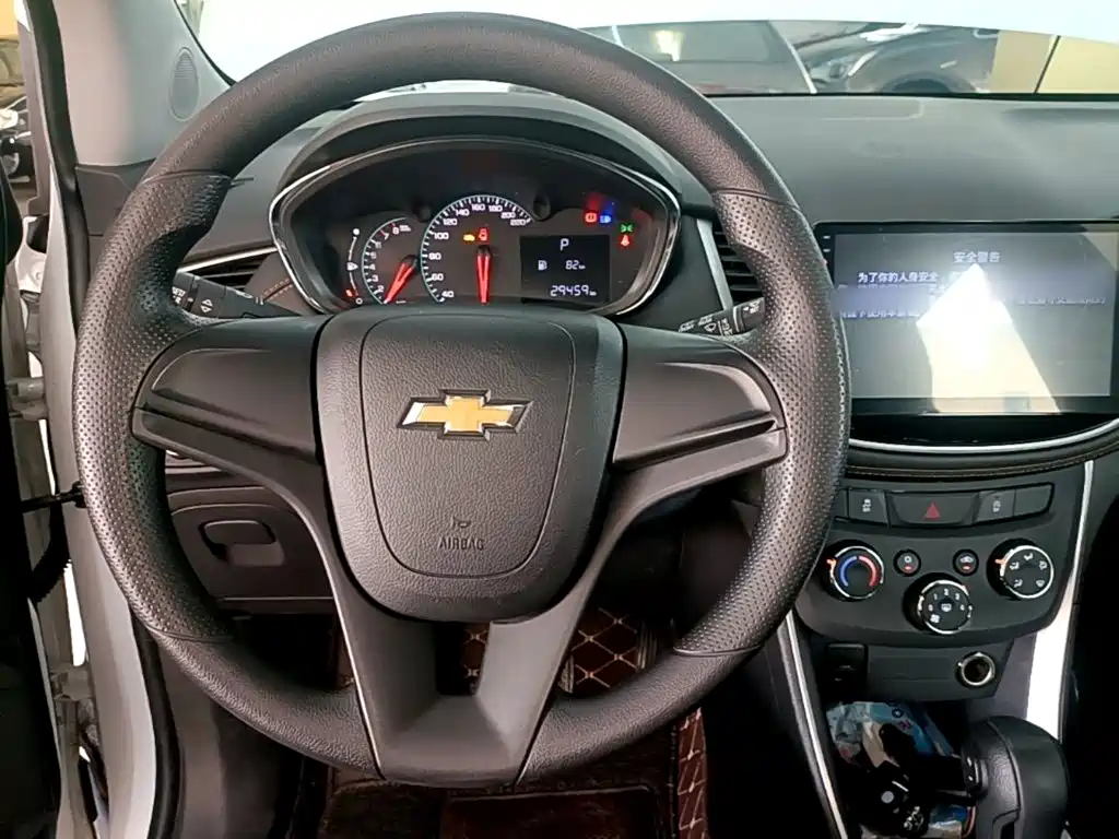 Chevrolet Trax 2018 — фото 11