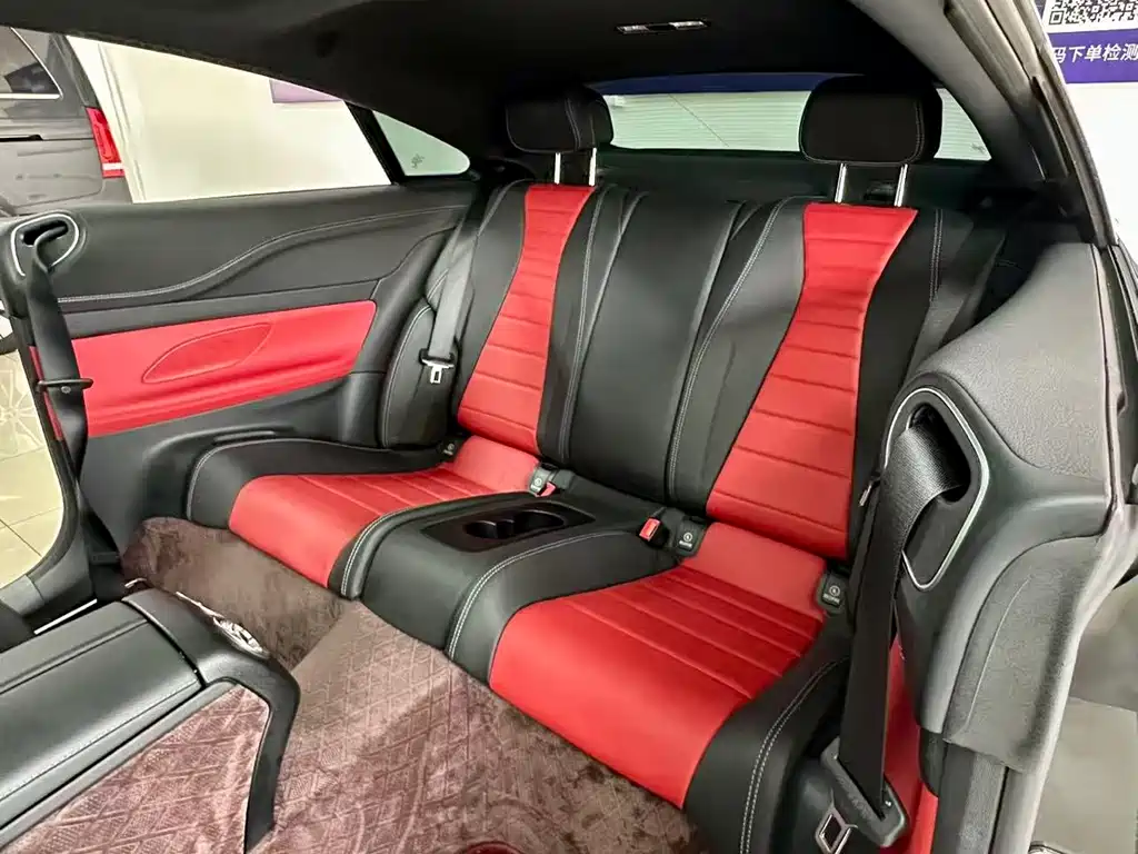 Mercedes-Benz E-Class 2023 — фото 11