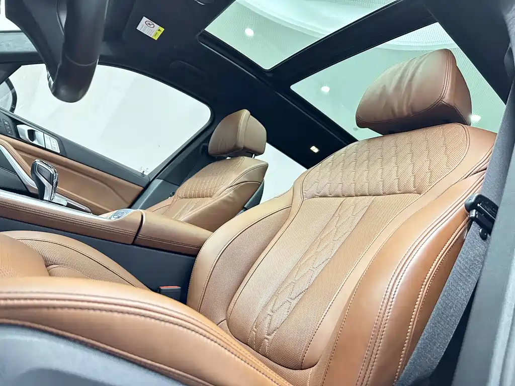 BMW X7 2021 — фото 14