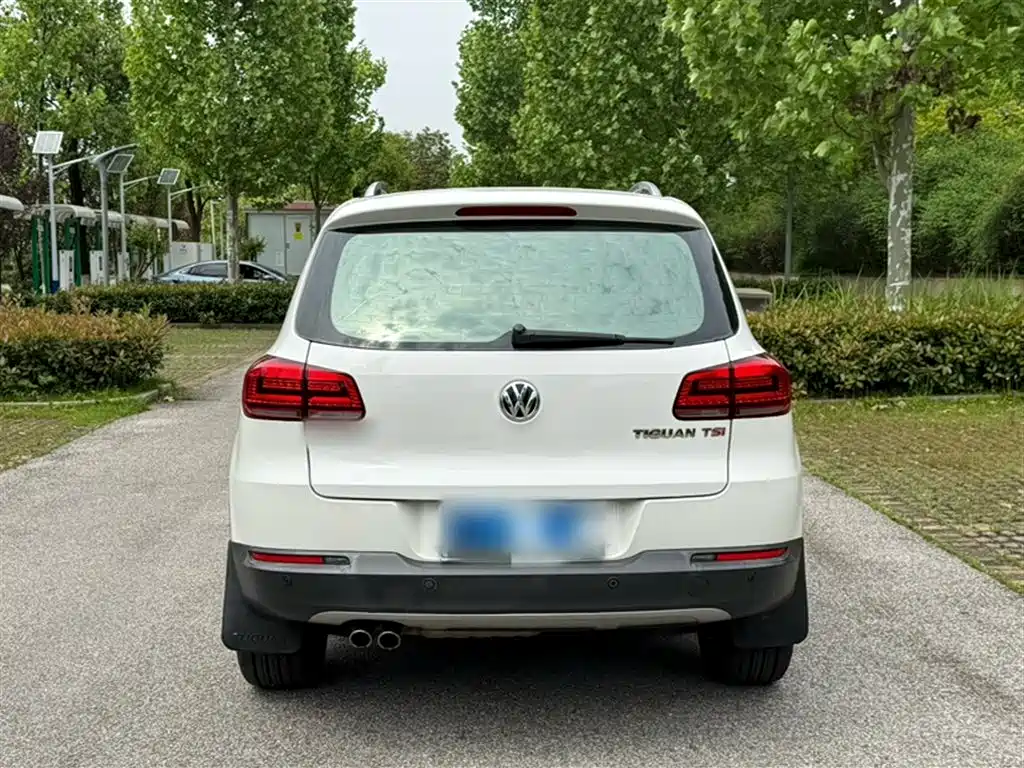 Volkswagen Tiguan 2015 — фото 10