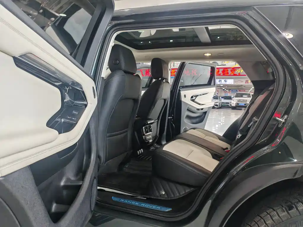 Land Rover Evoque 2022 — фото 5
