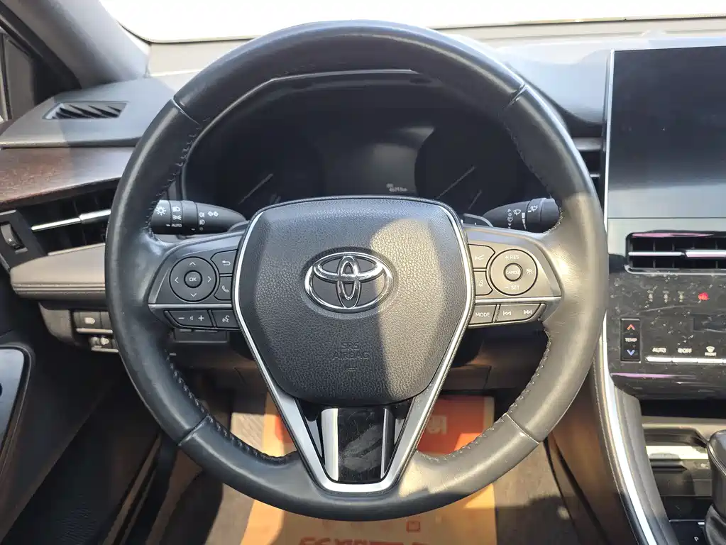 Toyota Avalon 2023 — фото 15