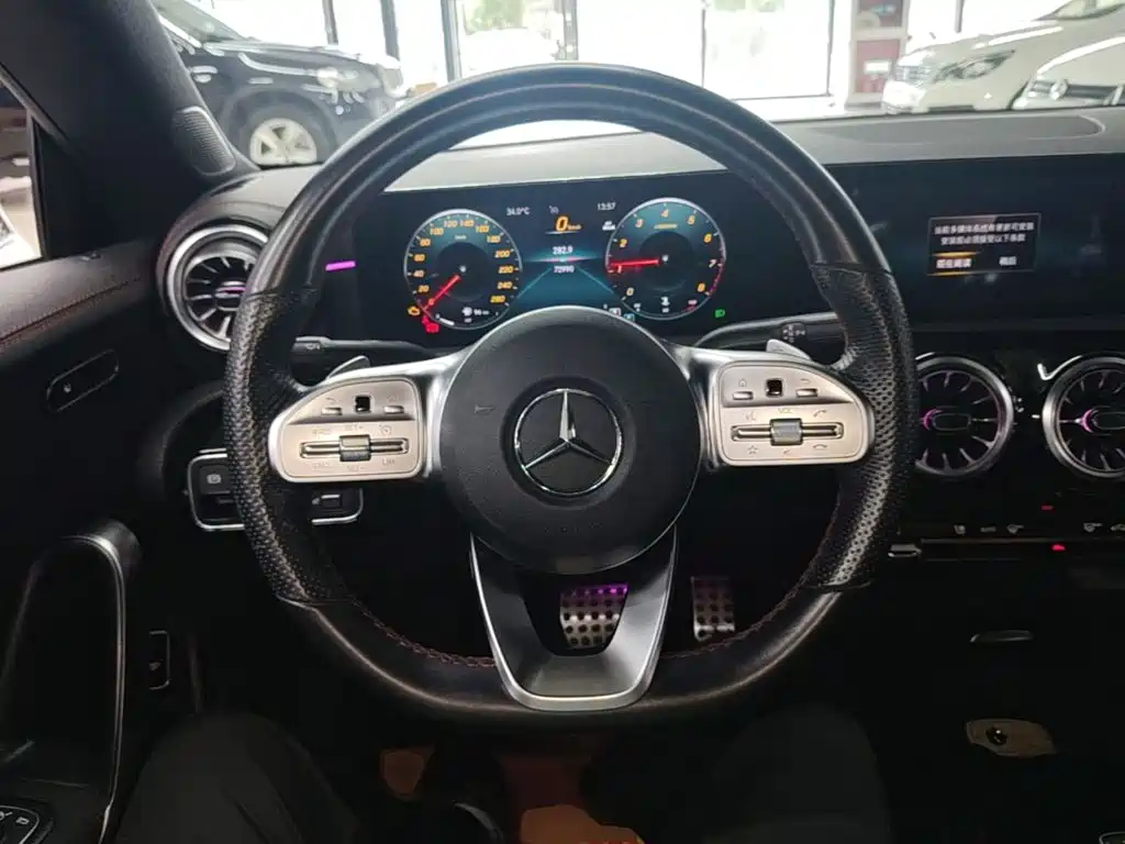 Mercedes-Benz CLA 2022 — фото 11