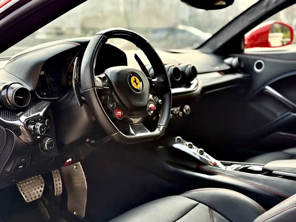 Ferrari F12berlinetta 2015 — фото 14