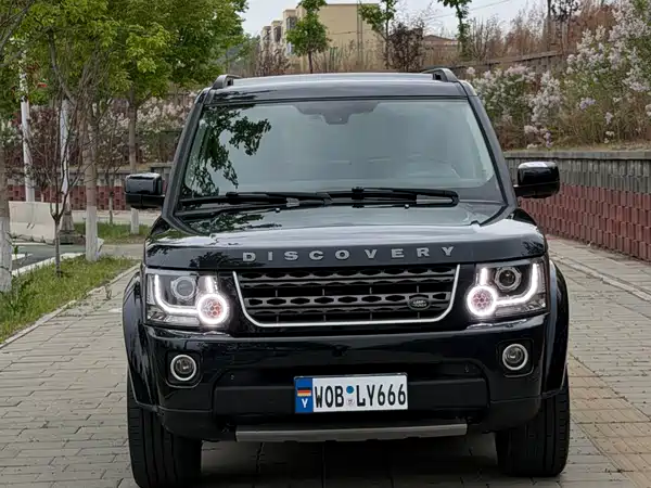 Land Rover Discovery 2012