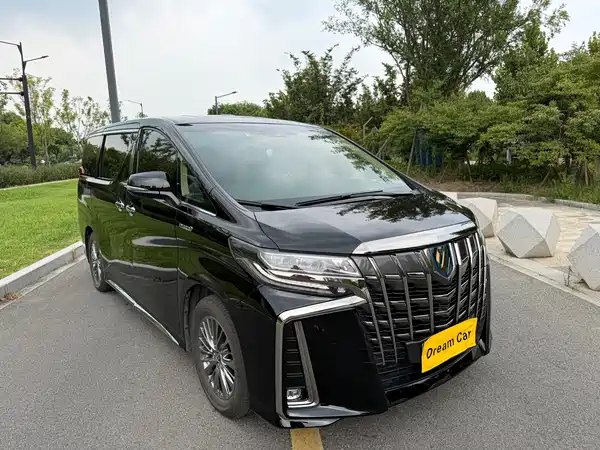 Toyota Alphard 2022