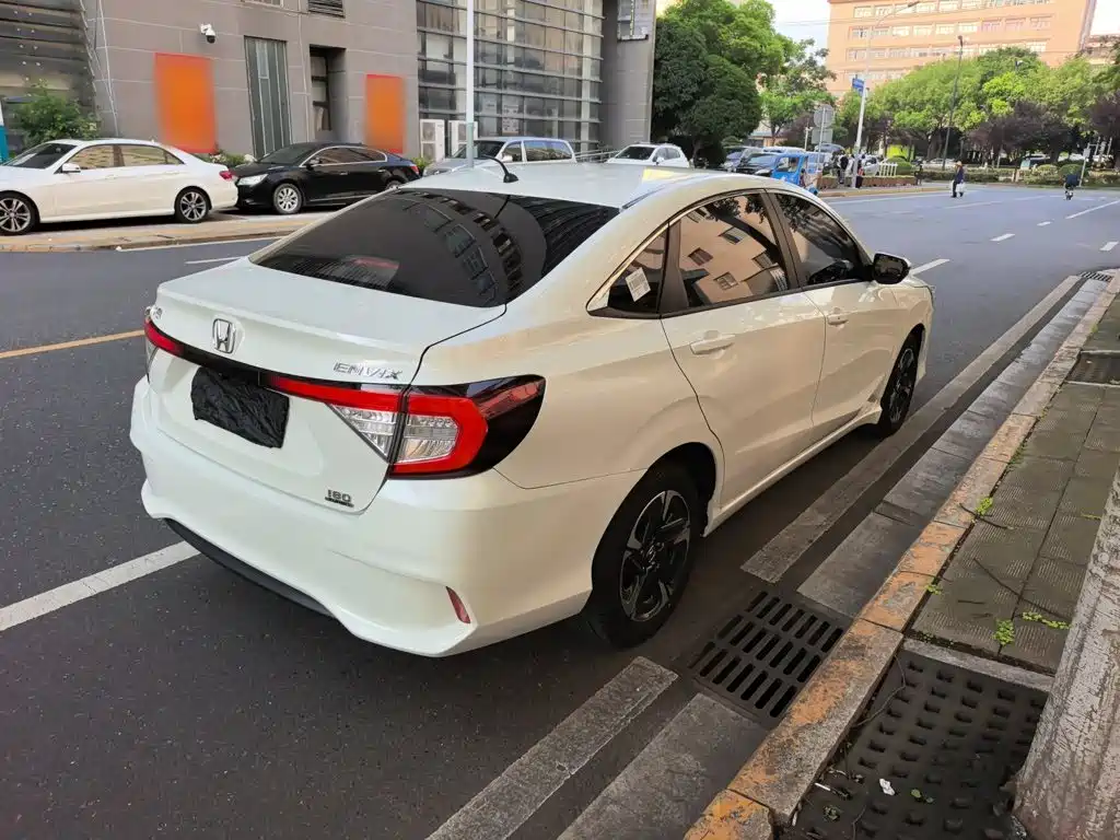 Honda Envix 2020