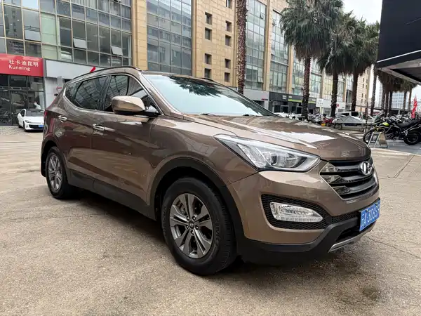 Hyundai Santa Fe 2016