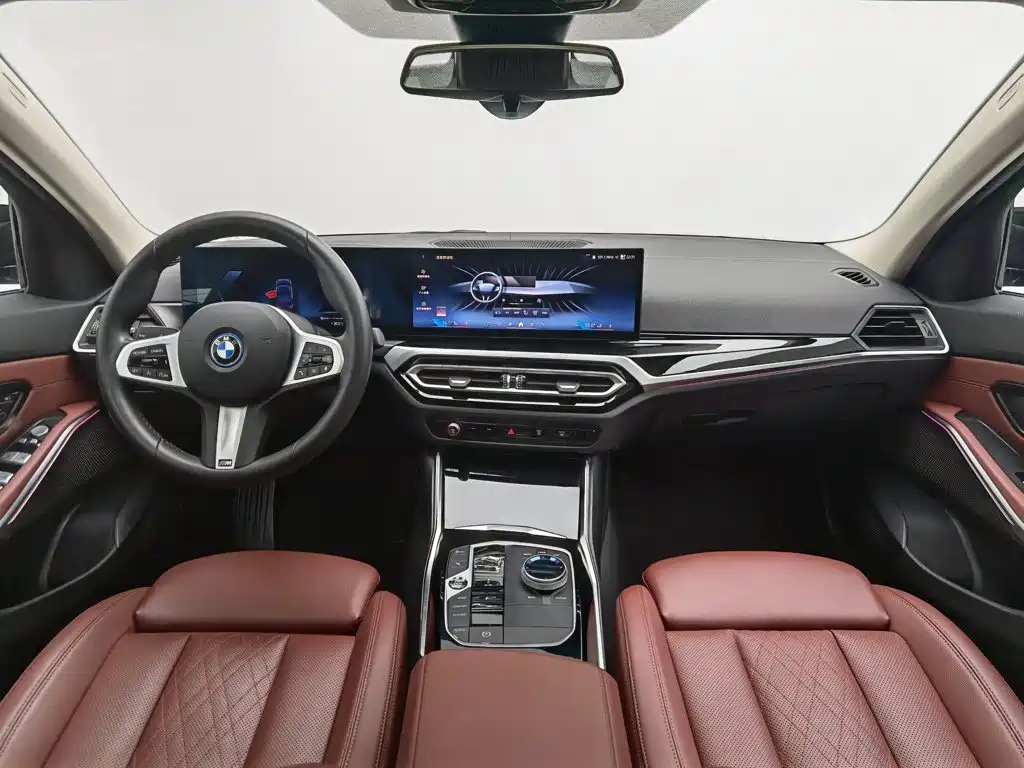 BMW i3 2024 — фото 5