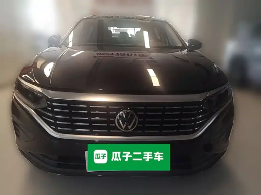 Volkswagen Passat 2025