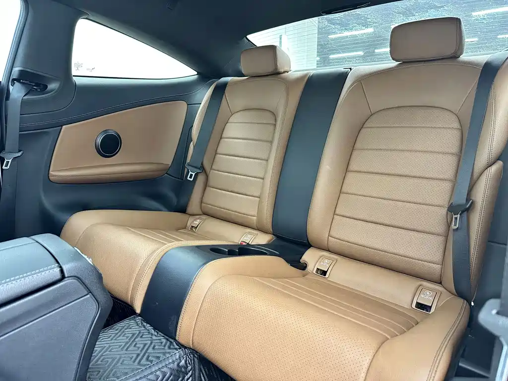 Mercedes-Benz C-Class 2017 — фото 10