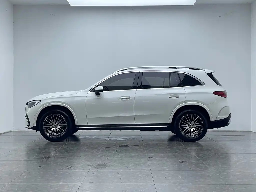 Mercedes-Benz GLC 2023 — фото 8
